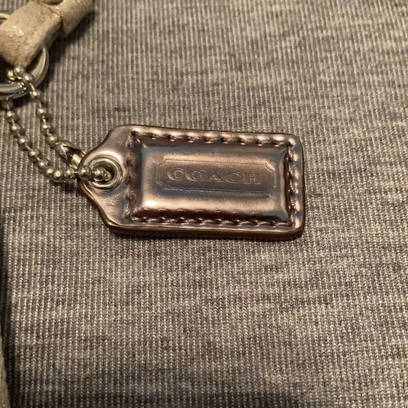 Coach x Poppy Wristlet - Picture 5 of 12